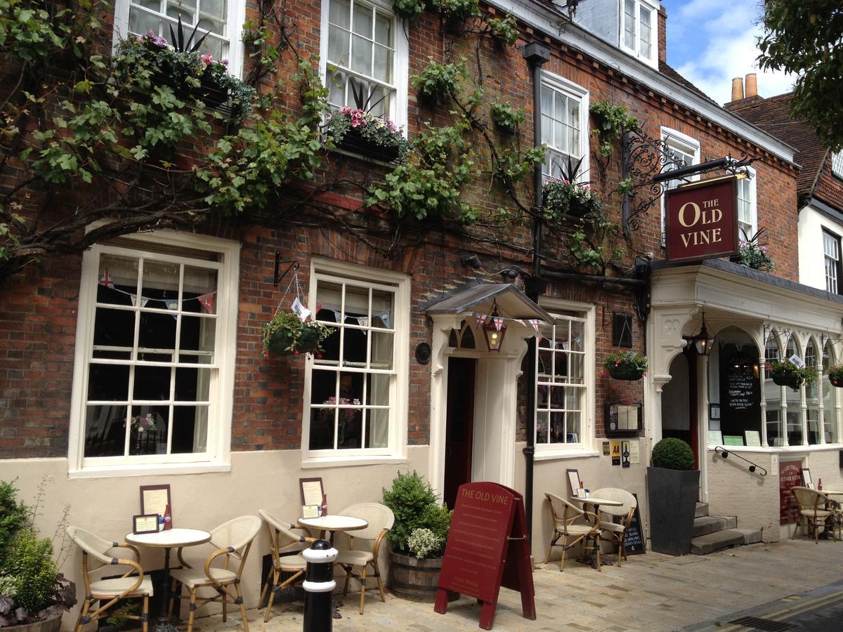 The Old Vine Hotel Winchester Exterior foto