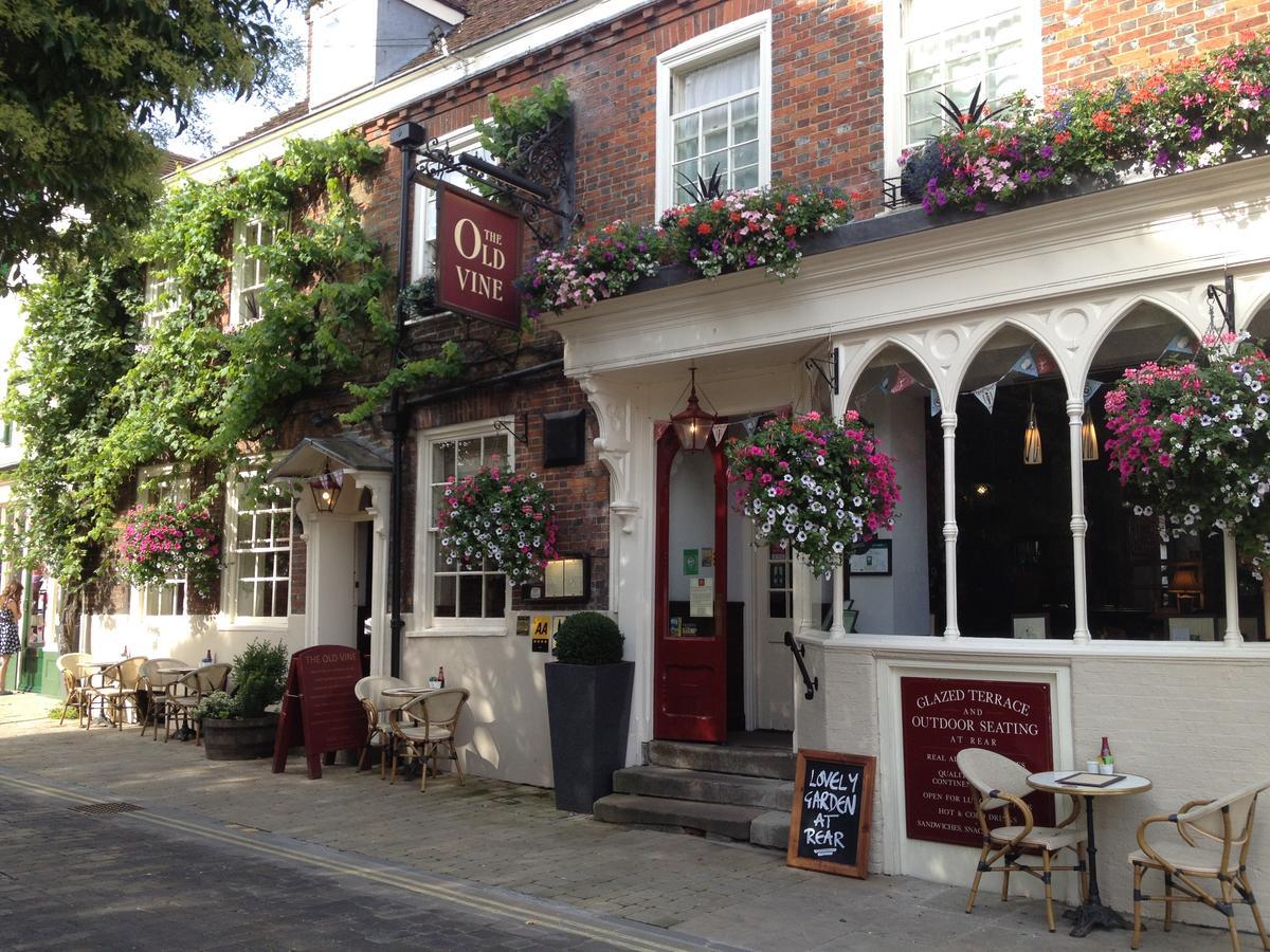 The Old Vine Hotel Winchester Exterior foto