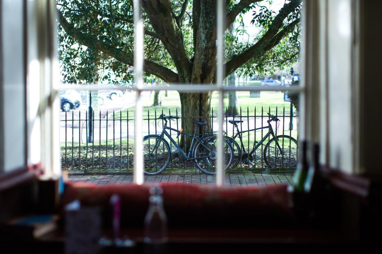 The Old Vine Hotel Winchester Exterior foto